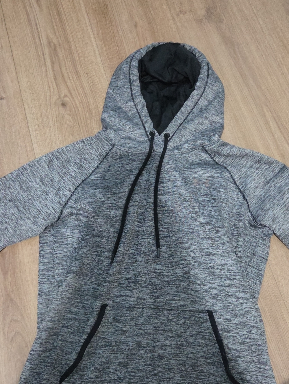 Womens Under Armour Hoodie Size Small